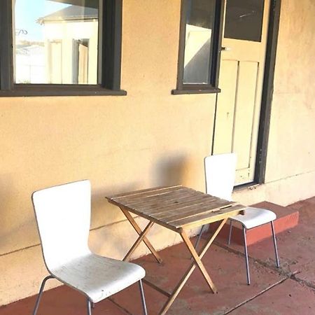 Modern Charming Miners' Cottage +Free Internet Broken Hill Ngoại thất bức ảnh
